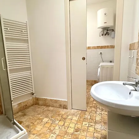 Sirolo, Nuovo Monolocale Con Terrazzo - S012